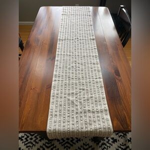 Table Runner